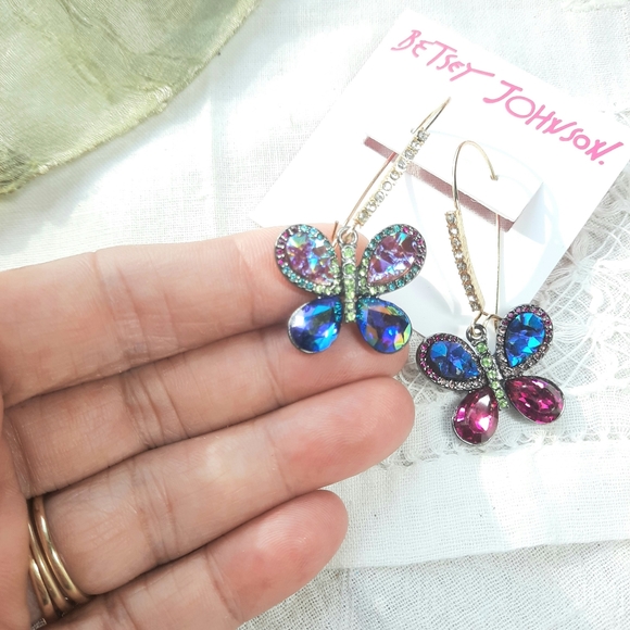 Betsey Johnson Crystal Butterfly Earrings plus - Picture 4 of 4